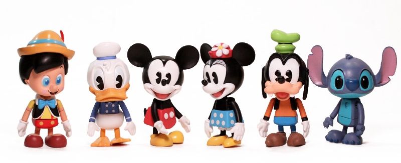 Follow Disney Dork Tom on social media